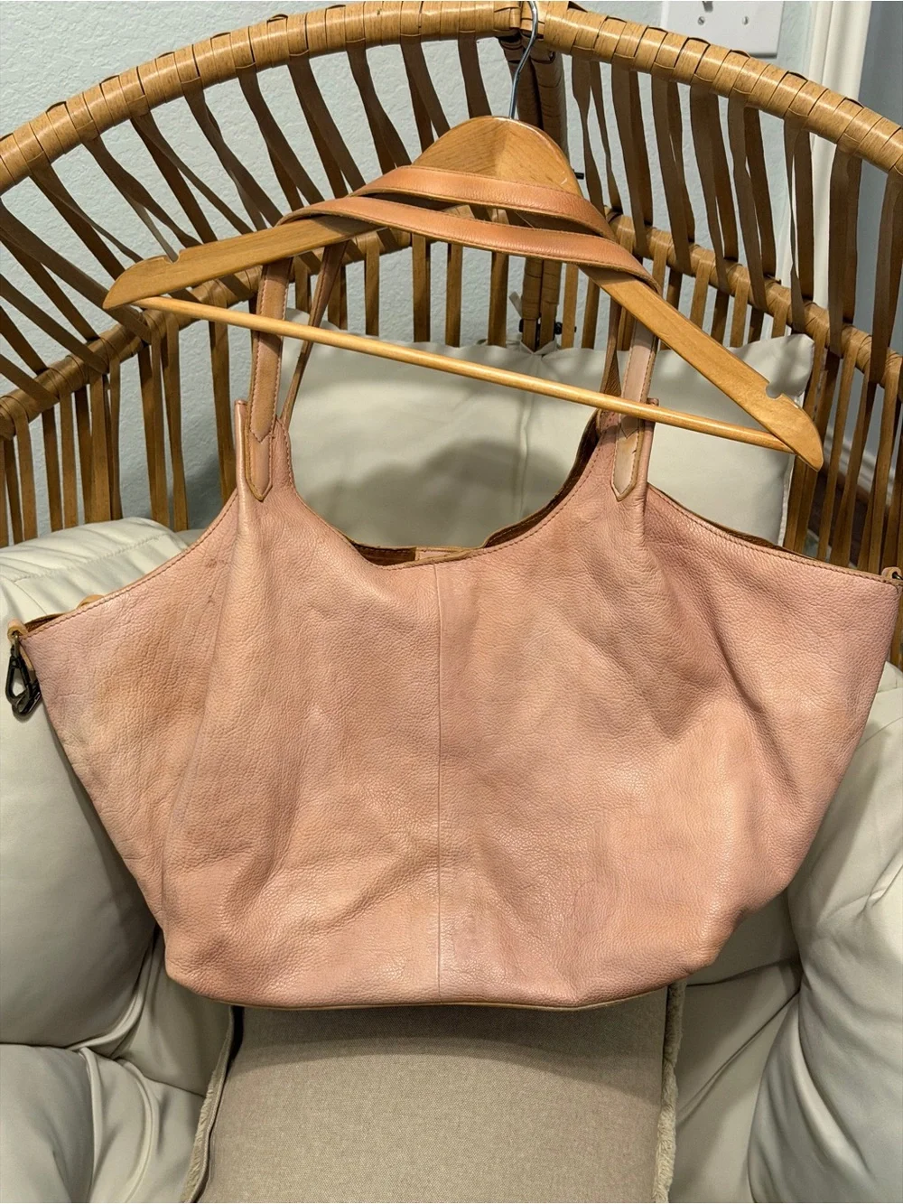 Free People Tivoli Leather Tote Bag Tan NWOT Pebbled Leather Slouchy Tote - Picture 2 of 16